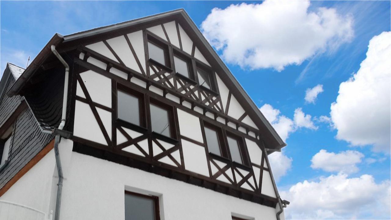 Moselina Gaestezimmer Sankt Aldegund Exterior photo